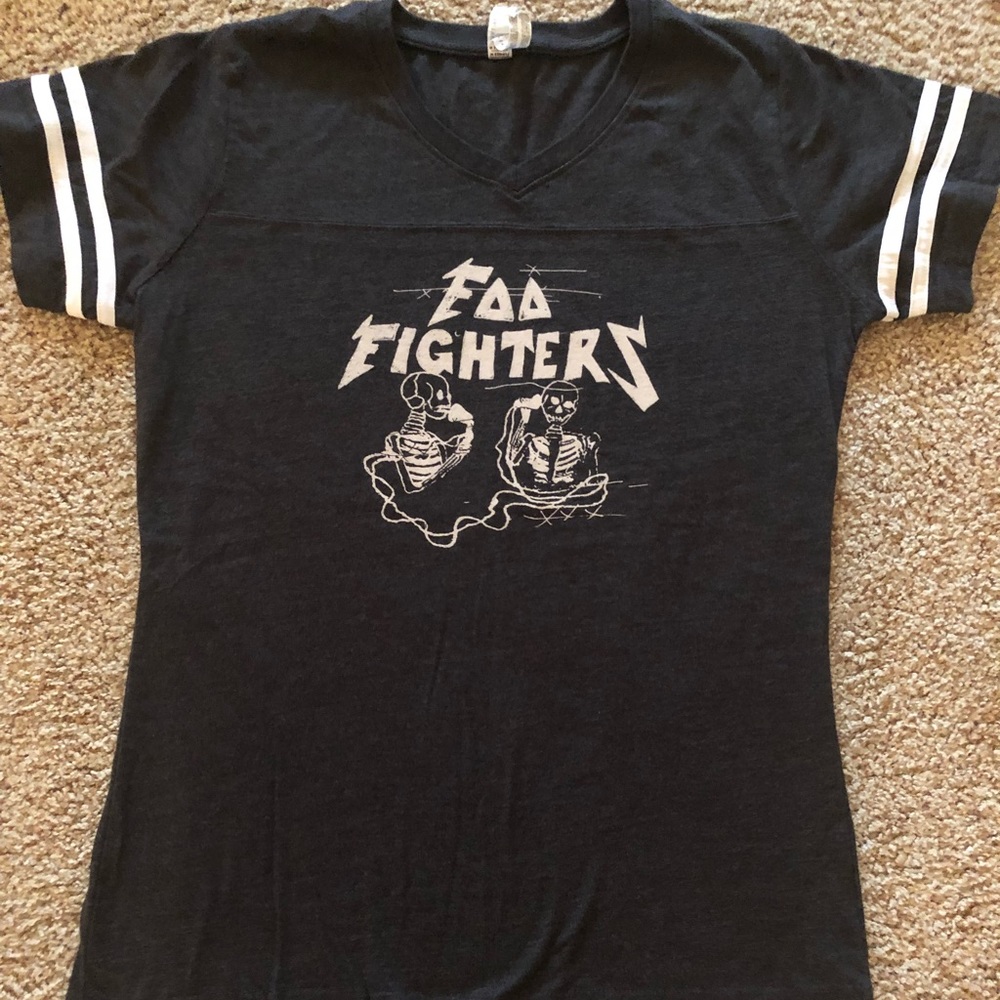 New Foo Fighters t shirt M medium
